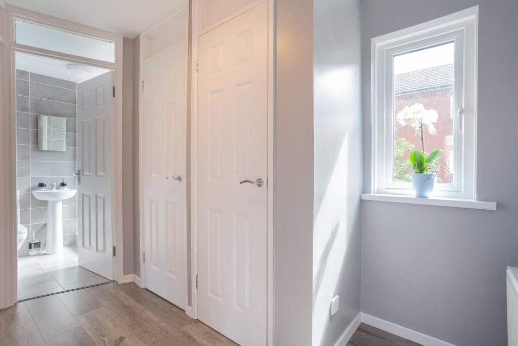 Beautiful Apartment In The Heart Of Belfast!! Εξωτερικό φωτογραφία