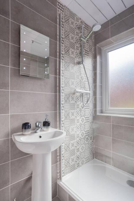 Beautiful Apartment In The Heart Of Belfast!! Εξωτερικό φωτογραφία